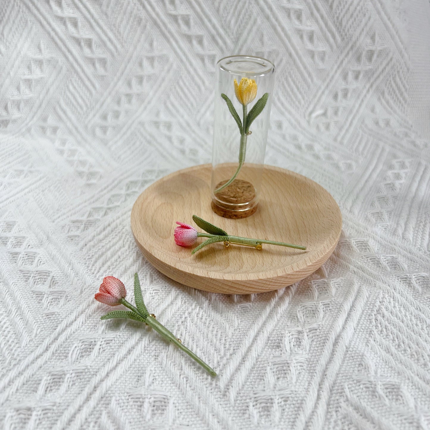 Micro Crochet Tulips Flower Pins 1