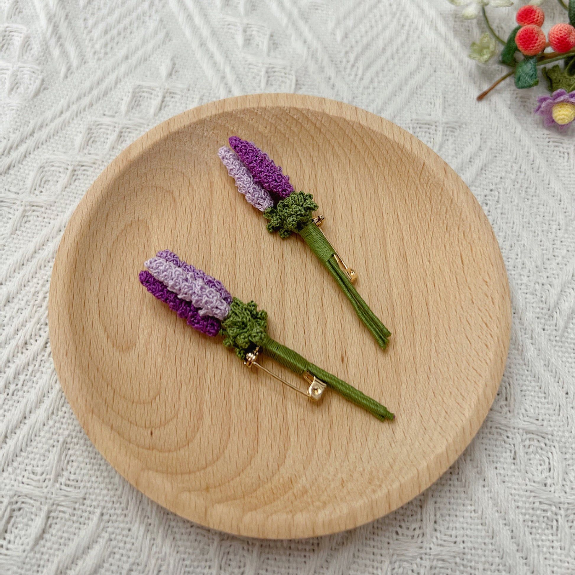 Handmade Lavender Brooch, Crochet Lavender Brooch, Lavender Pin, Han –  MiniCrochet, Mini Crochet